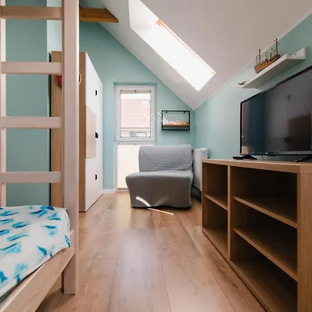 Aroma Caloroczny Prywatny Dom Na Zamknietym Osiedlu. Dębki