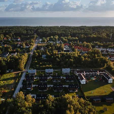 Aroma Caloroczny Prywatny Dom Na Zamknietym Osiedlu. Dębki