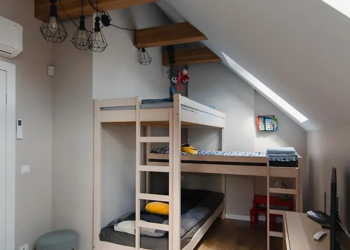 Дом отдыха Aroma Caloroczny Prywatny Dom Na Zamknietym Osiedlu.