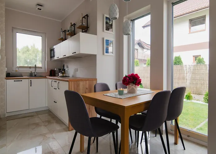 Aroma Caloroczny Prywatny Dom Na Zamknietym Osiedlu. Semesterbostad Dębki