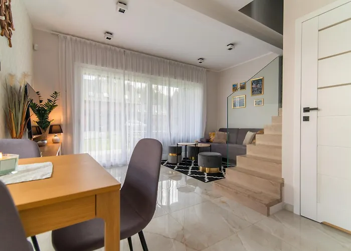 Aroma Caloroczny Prywatny Dom Na Zamknietym Osiedlu. Semesterbostad Dębki